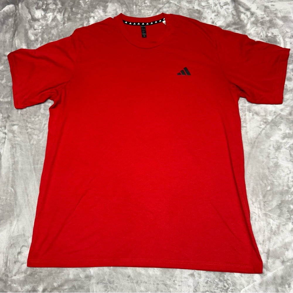 Adidas Men's Aeroready Short Sleeve 2XL Red T-Shirt Lightweight
